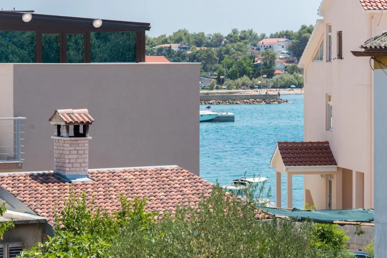 Apartments By The Sea Petrcane, Zadar - 17342 0*, Petrcane